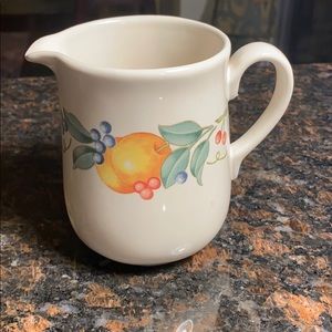 1 Corelle Coordinates Abundance 13 oz. Creamer